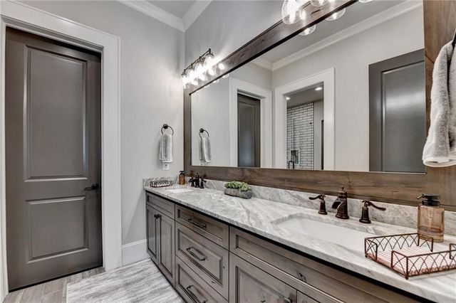 989 Crescent River Pass, Suwanee, GA 30024