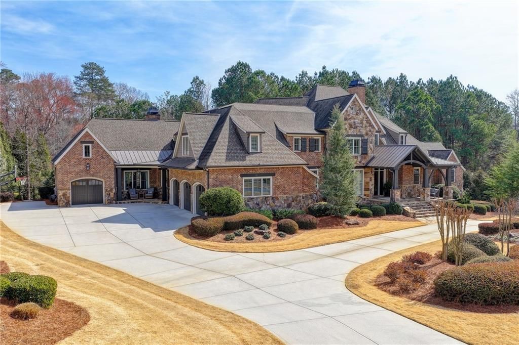 989 Crescent River Pass, Suwanee, GA 30024