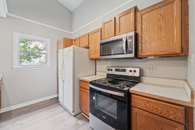 2666 Idlebrook Circle, Midway Park, NC 28544