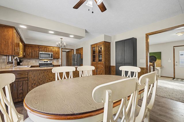 521 Mcdevitt Street, Shakopee, MN 55379