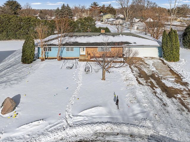 521 Mcdevitt Street, Shakopee, MN 55379