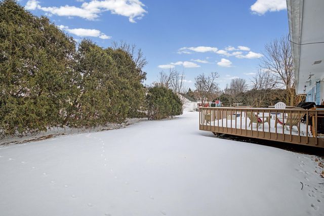 521 Mcdevitt Street, Shakopee, MN 55379