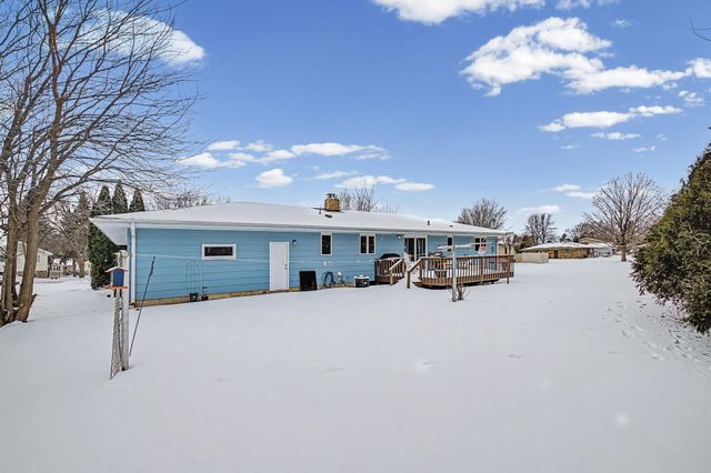 521 Mcdevitt Street, Shakopee, MN 55379