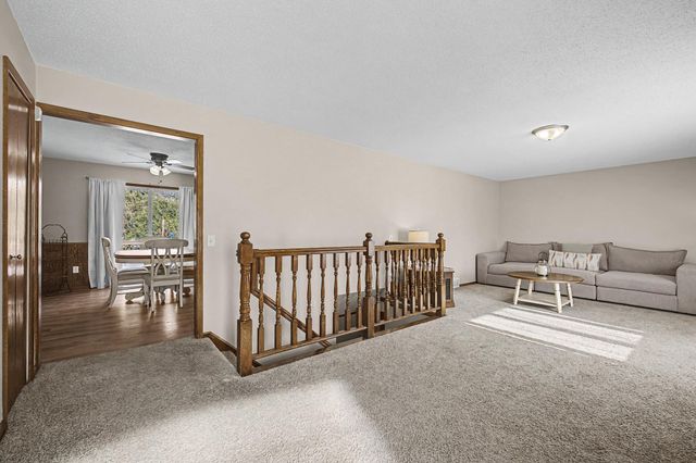 521 Mcdevitt Street, Shakopee, MN 55379