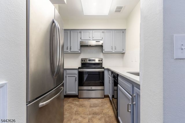24 Wescott Road 24, Bedminster Twp., NJ 07921