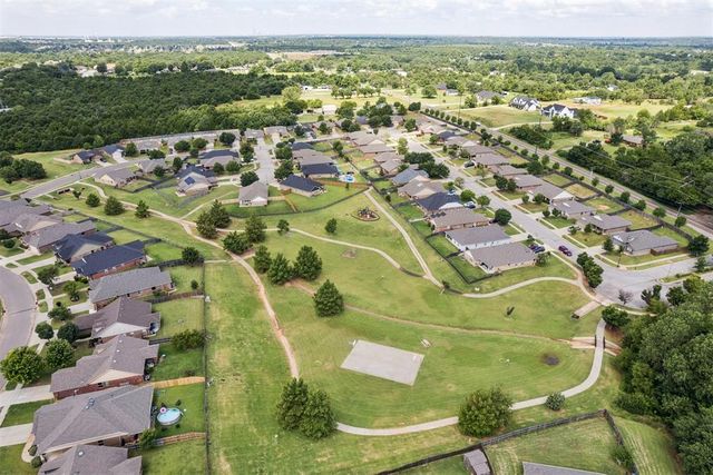 12441 Native Hill Drive, Choctaw, OK 73020
