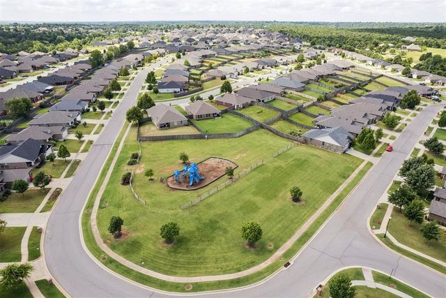12441 Native Hill Drive, Choctaw, OK 73020