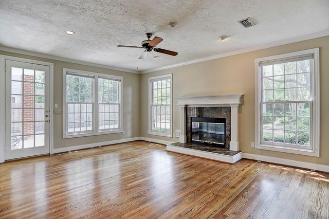 3719 Carlon Street, Houston, TX 77005