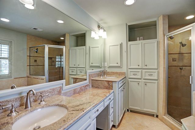 3719 Carlon Street, Houston, TX 77005