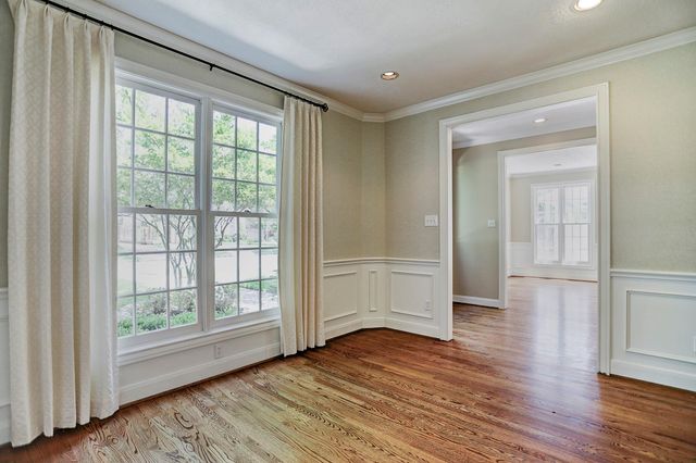 3719 Carlon Street, Houston, TX 77005