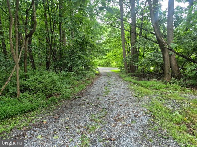 83 MILLER LN, Honey Brook, PA 19344