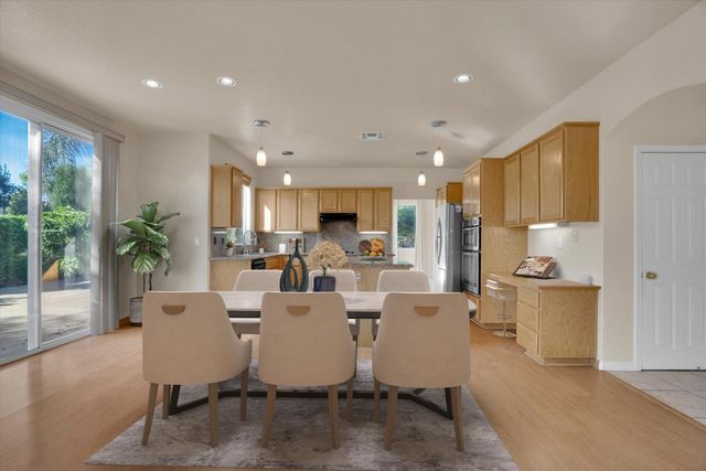 6307 Brook Hollow Cir, Stockton, CA 95219