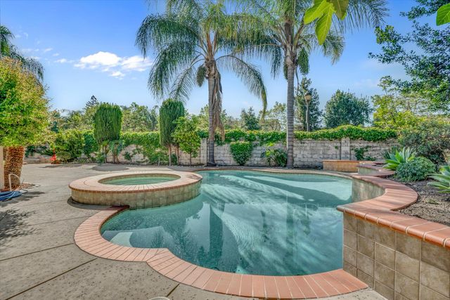 6307 Brook Hollow Cir, Stockton, CA 95219