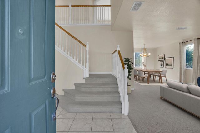 6307 Brook Hollow Cir, Stockton, CA 95219