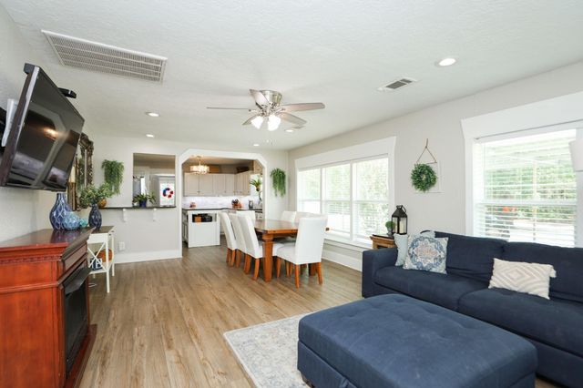 7420 Jackson Road, Montgomery, TX 77316