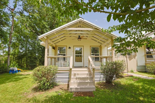 7420 Jackson Road, Montgomery, TX 77316