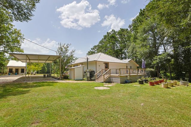 7420 Jackson Road, Montgomery, TX 77316