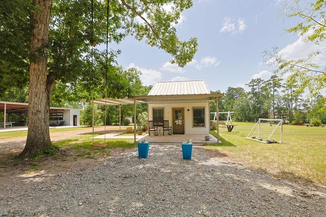 7420 Jackson Road, Montgomery, TX 77316