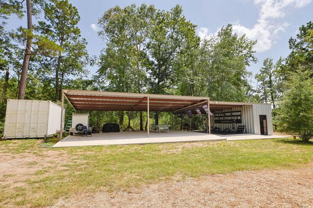 7420 Jackson Road, Montgomery, TX 77316
