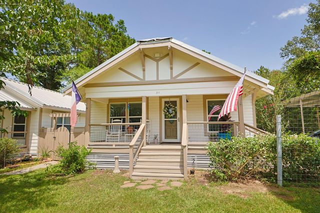 7420 Jackson Road, Montgomery, TX 77316