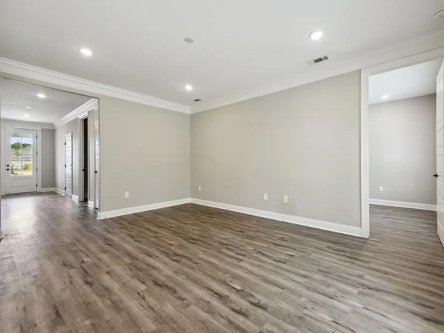 107 S Founders Way, Hattiesburg, MS 39401