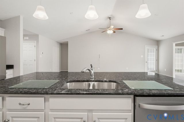 8230 Bald Cypress Dr, Mechanicsville, VA 23111