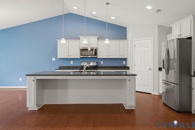 8230 Bald Cypress Dr, Mechanicsville, VA 23111