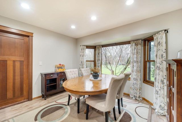 7932 112th AVENUE, Pleasant Prairie, WI 53158