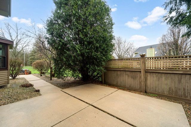 7932 112th AVENUE, Pleasant Prairie, WI 53158