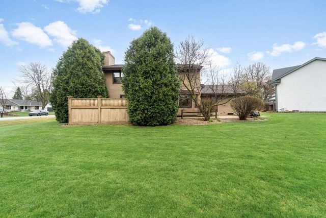 7932 112th AVENUE, Pleasant Prairie, WI 53158