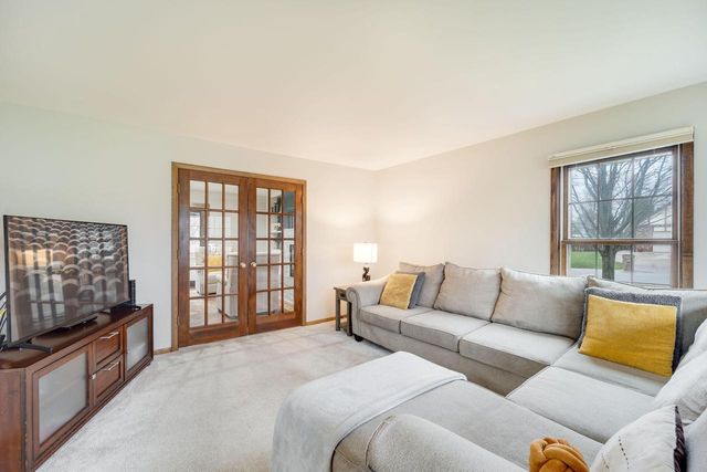 7932 112th AVENUE, Pleasant Prairie, WI 53158