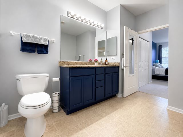 2815 NORMANDY Circle, Naperville, IL 60564