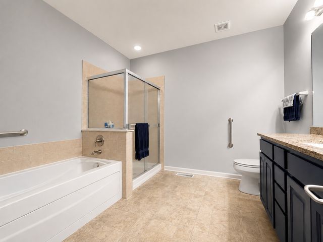 2815 NORMANDY Circle, Naperville, IL 60564