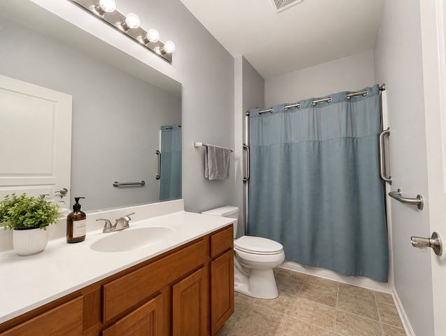 2815 NORMANDY Circle, Naperville, IL 60564