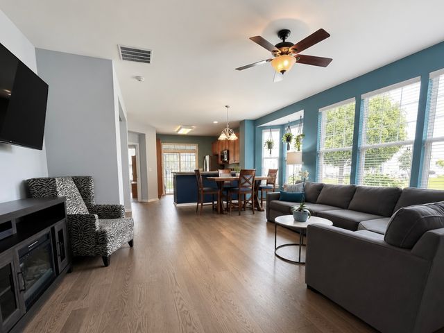 2815 NORMANDY Circle, Naperville, IL 60564