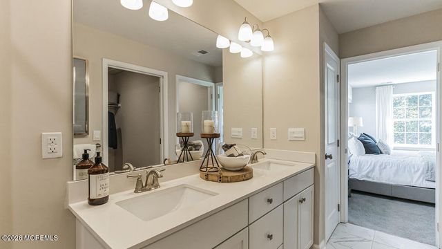 34 Mantoloking Drive, Jackson, NJ 08527