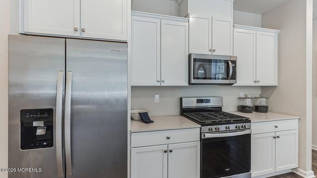 34 Mantoloking Drive, Jackson, NJ 08527