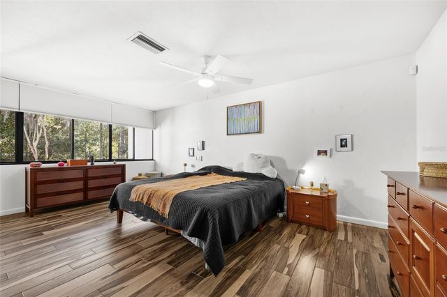 4827 NW 19TH PLACE, Gainesville, FL 32605