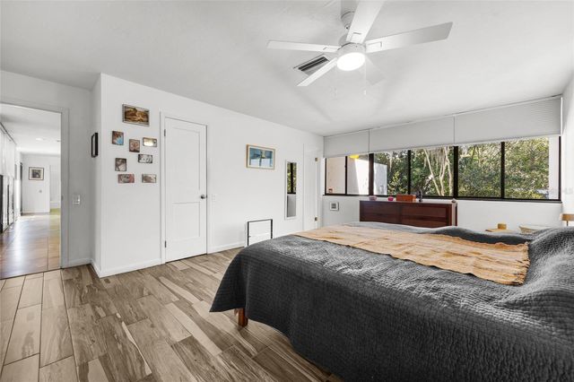 4827 NW 19TH PLACE, Gainesville, FL 32605