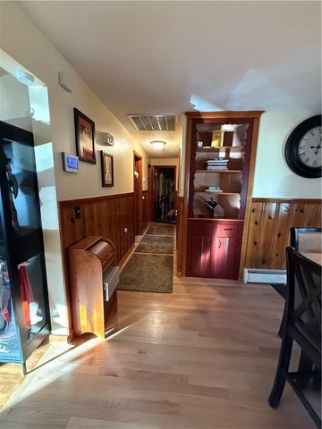 244 Stony acre Drive, Cranston, RI 02920