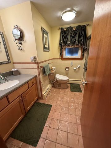 244 Stony acre Drive, Cranston, RI 02920