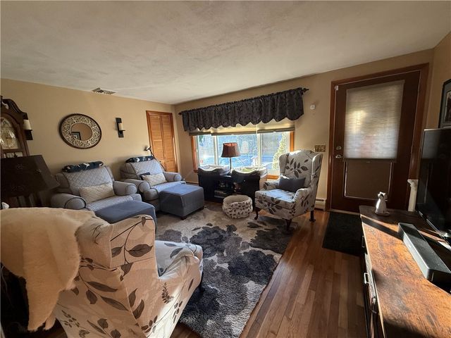 244 Stony acre Drive, Cranston, RI 02920