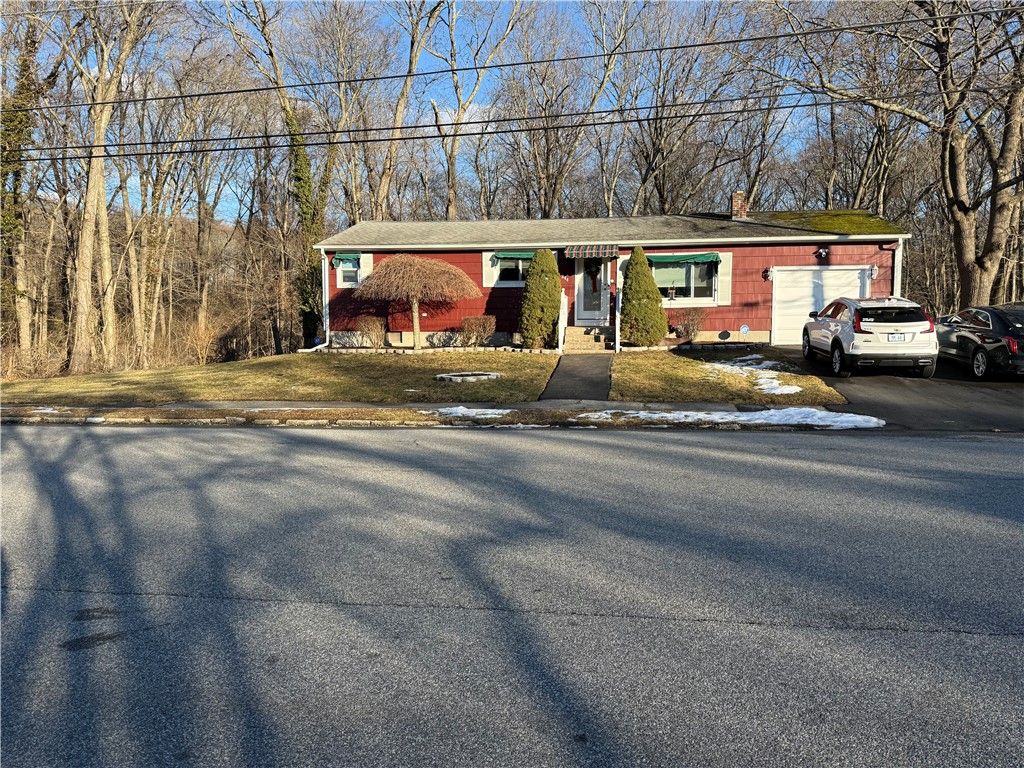 244 Stony acre Drive, Cranston, RI 02920