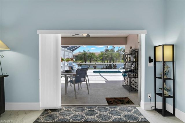 8670 Mustang DR, Naples, FL 34113