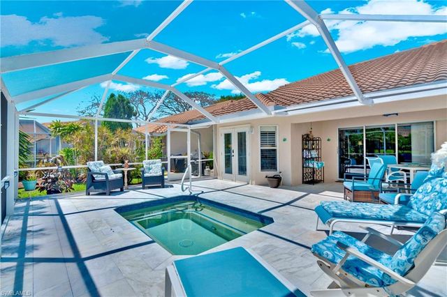 8670 Mustang DR, Naples, FL 34113