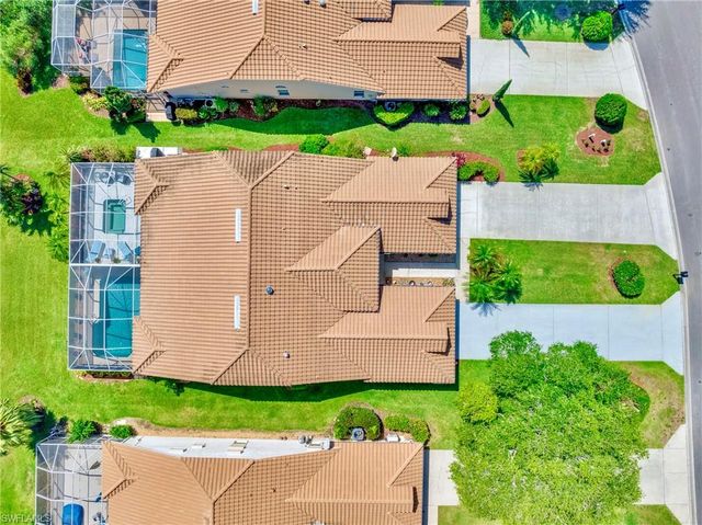 8670 Mustang DR, Naples, FL 34113