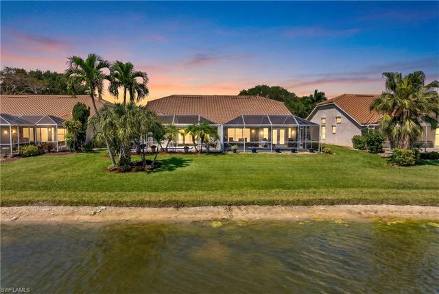 8670 Mustang DR, Naples, FL 34113