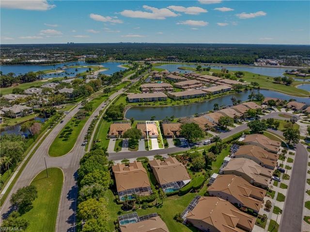 8670 Mustang DR, Naples, FL 34113