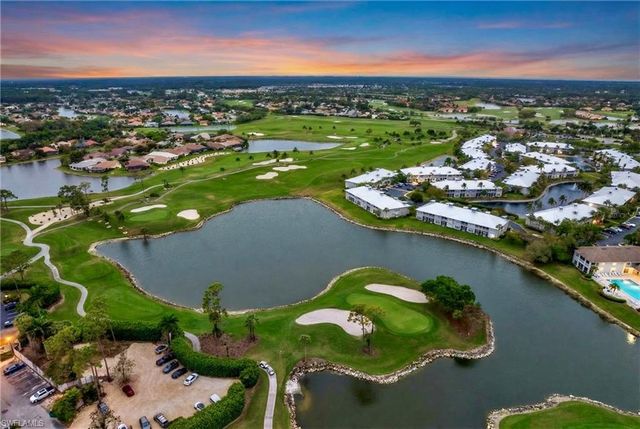 8670 Mustang DR, Naples, FL 34113