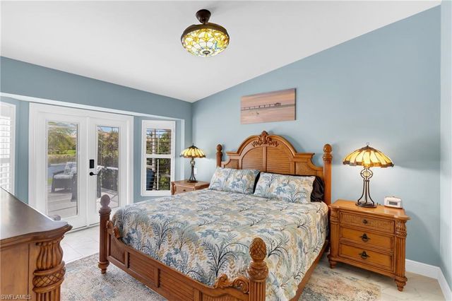 8670 Mustang DR, Naples, FL 34113